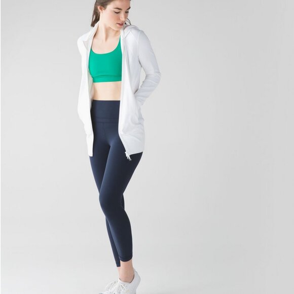 BNWT! Lululemon Energy Bra *Medium Support, B/C Cup Size 4 Jungle Green 7 Wonder - Picture 4 of 10